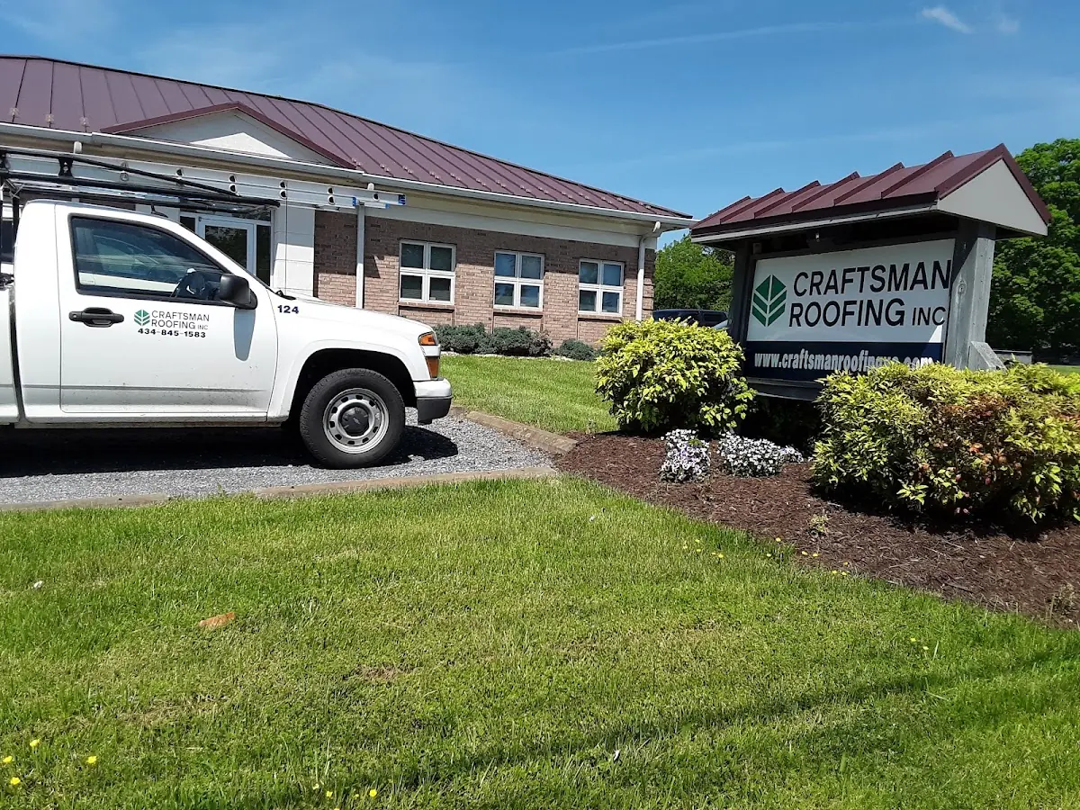 Quality Ice Dam Removal by experienced craftsmen in New Sharon